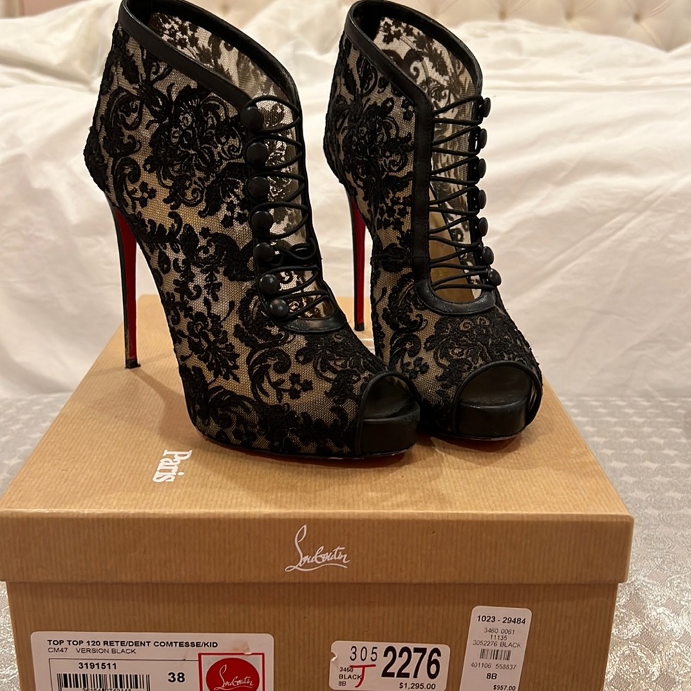 Christian Louboutin TOP TOP Boudoir inspired Lace booties size 38/8